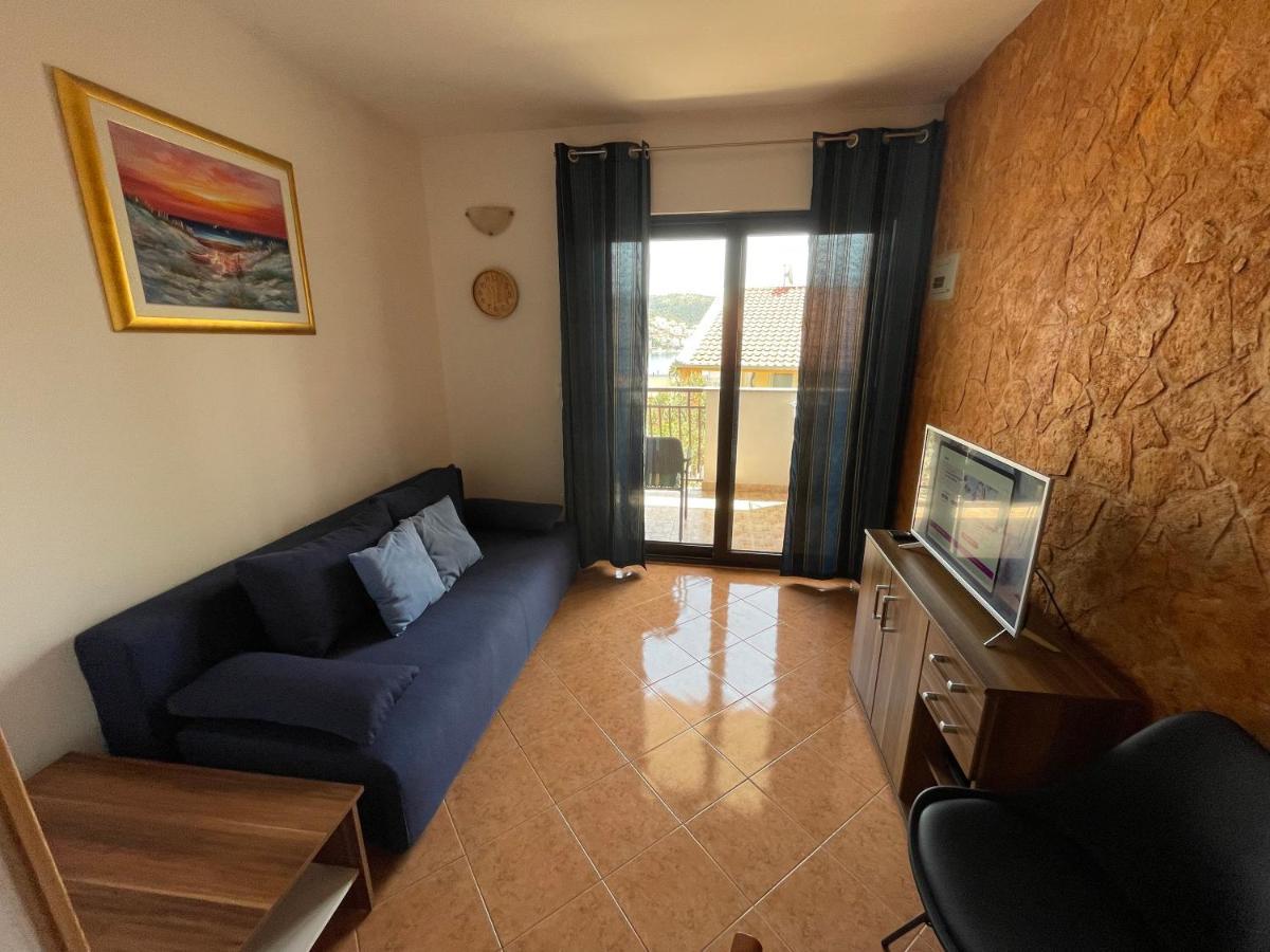 Apartment Jakasa Trogir Dış mekan fotoğraf